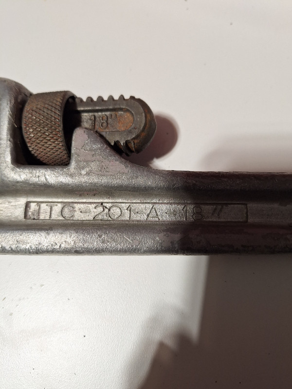 Aluminum pipe wrench in Hand Tools in Oshawa / Durham Region - Image 2