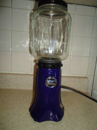 KitchenAid Classic-Series A-9 Burr Coffee Mill, Cobalt Blue