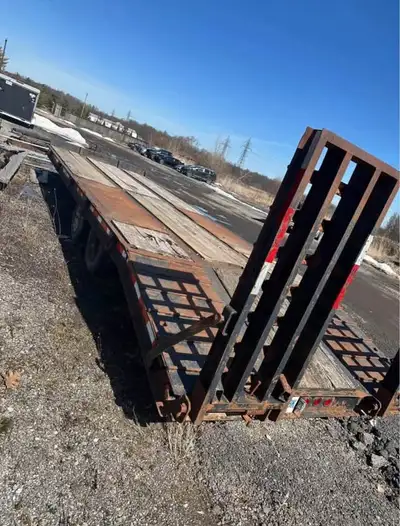 Looking to sell my flatbed trailer, it’s been sitting at my yard and hasn’t been used. The trailer i...