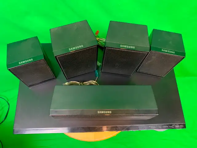 Samsung 5.1CH Blu-Ray Home Entertainment System in CDs, DVDs & Blu-ray in Mississauga / Peel Region - Image 3
