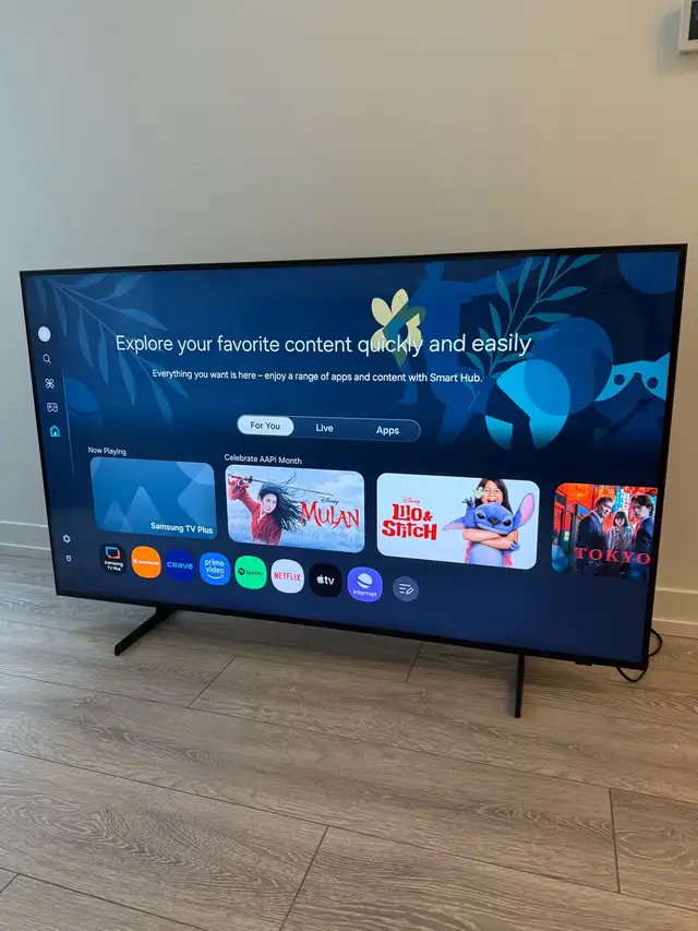 Samsung 55” Crystal UHD 4K Smart TV – Like New in TVs in City of Toronto - Image 3