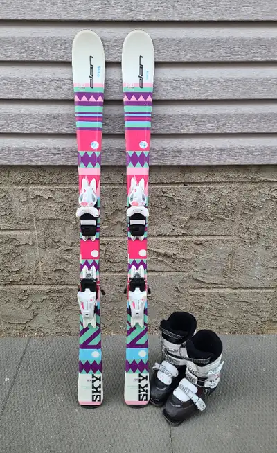 Elan 130cm skis with Salomon ski boots 23/shoe size 5, View more