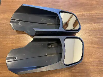Two slip on towing mirrors that fit 2014 to 2018 Silverado or Sierra. In very good shape. Mirrors ar...