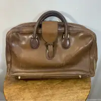 Vintage 70s genuine leather travel bag . Valise