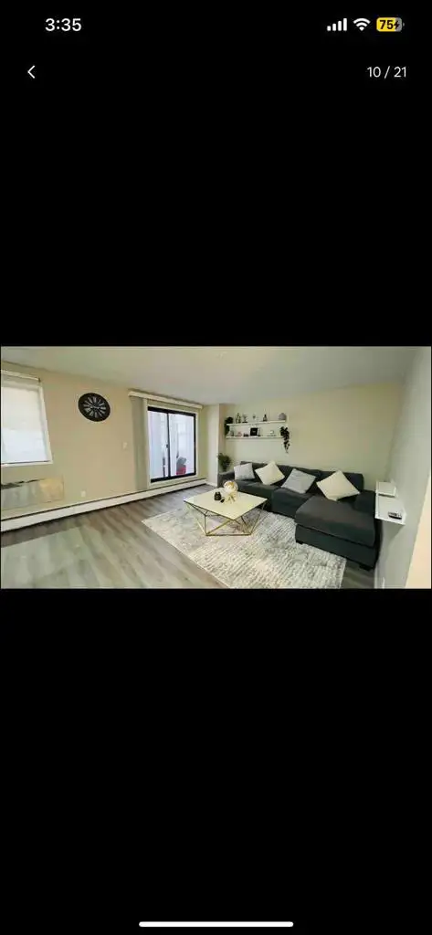 A private room in downtown