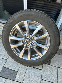 Mazda 3 OEM wheels/studded winter tires