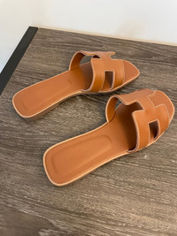 Women’s leather slides Hermes Size 7