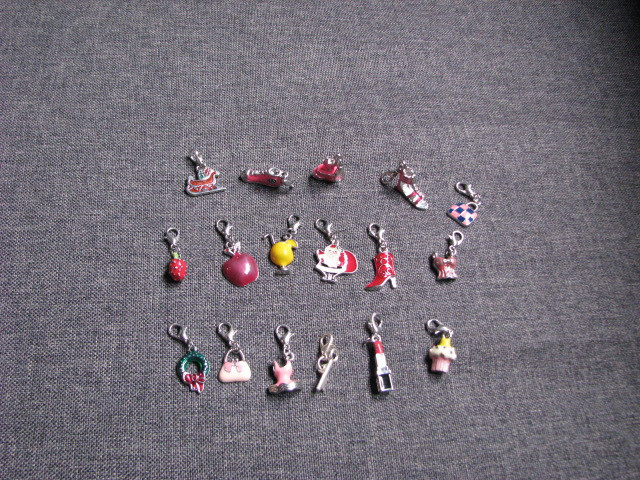 17 Kids Charms Jewelry in Jewellery & Watches in Sudbury - Image 2