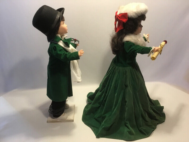 Vintage Christmas Carolers Automatons Store Display in Arts & Collectibles in Nipawin - Image 2