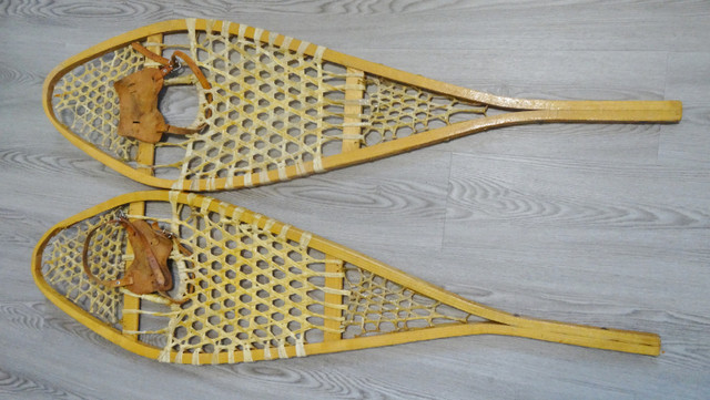 Vintage Huron Gros Louis Canadian Snow Shoes in Snowboard in Edmonton - Image 2