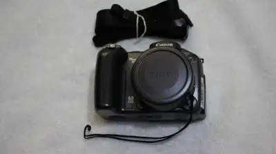 Camera is in great condition and functions 100%. No issues. 12Xoptical zoom with image stablizer. Us...