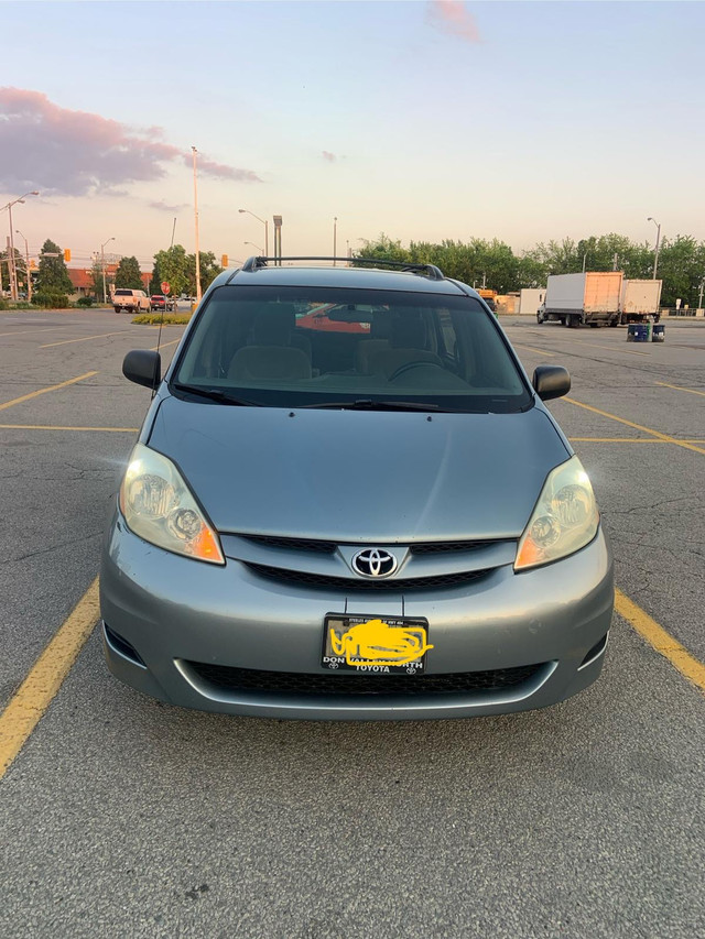 Toyota Sienna for sale in Cars & Trucks in City of Toronto