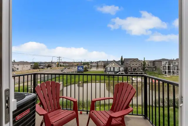 Pet Friendly 3 Bedroom Townhome