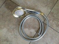 SHOWER HEAD WITH HOSE 