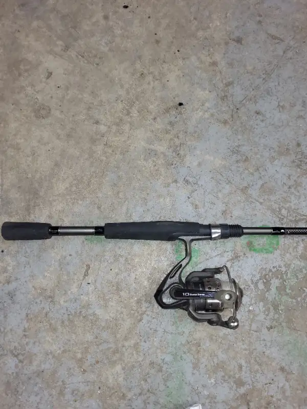 Quantum rod and reel in Fishing, Camping & Outdoors in Barrie - Image 3