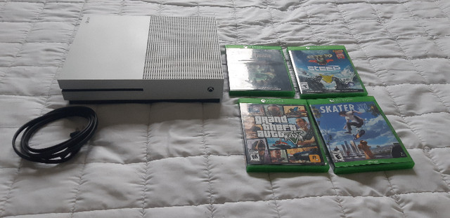 Xbox one S 250GB with 4 games (no controller) - $100 in XBOX One in Kingston