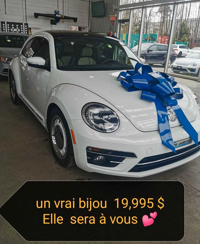 Beetle blanche toit ouvrant  dans Autos et camions  à Ville de Québec