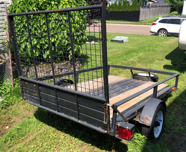 4X8 SNOWBEAR TILTING UTILITY TRAILER WITH RAMP in Cargo & Utility Trailers in Moncton - Image 3