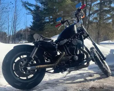 1989 Harley Davidson Sportster 883 With only 9200kms All brand new parts Drag specialties 2.9gal. ki...