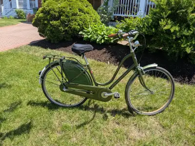 Electra City Bike, View more