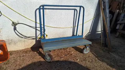 14" platform takes 25 sheets