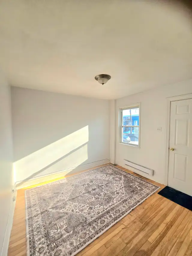 4 1/2 chauffé parking Montréal-Nord