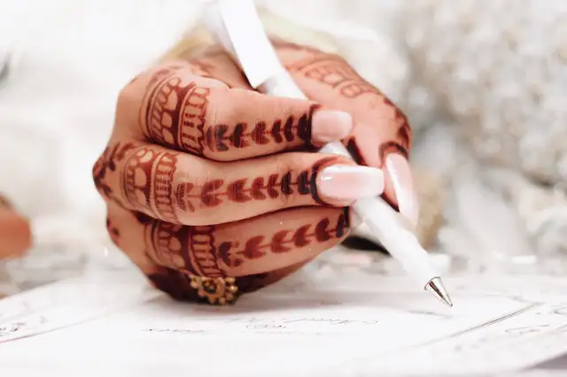 GTA Female Wedding Photographers in Photography & Video in Oakville / Halton Region - Image 3
