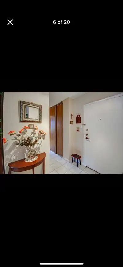 Available/disponible: 1st April 2026 2 bedrooms, 1+.5 baths, 1040 sqft Excellent serviced location (...