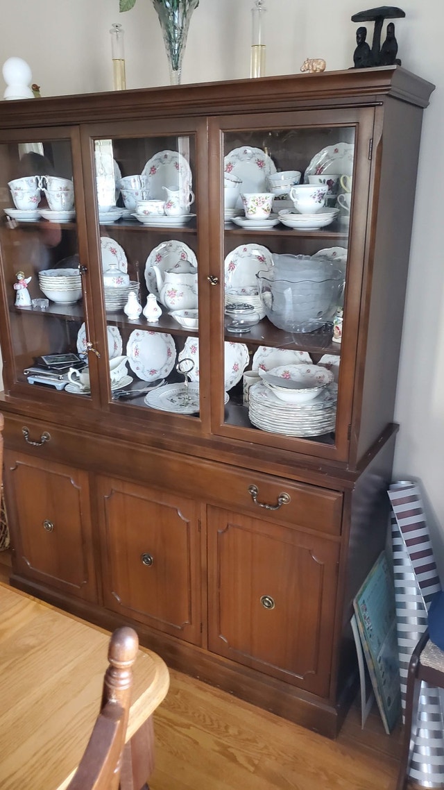 Matching Buffet Hutch and Corner Hutch Hutches & Display