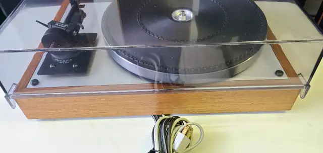 THORENS TD-160B TURNTABLE ( LINN BASIK PLUS ARM - NAGAOKA MP11 ) in Stereo Systems & Home Theatre in City of Toronto - Image 7