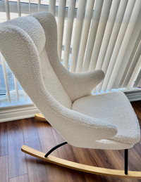 Structube Faux Shearling Boucle Rocking Chair, Perfect Condition