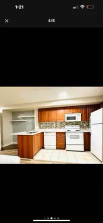 Private room for rent at york university. Girl only in Room Rentals & Roommates in City of Toronto - Image 3