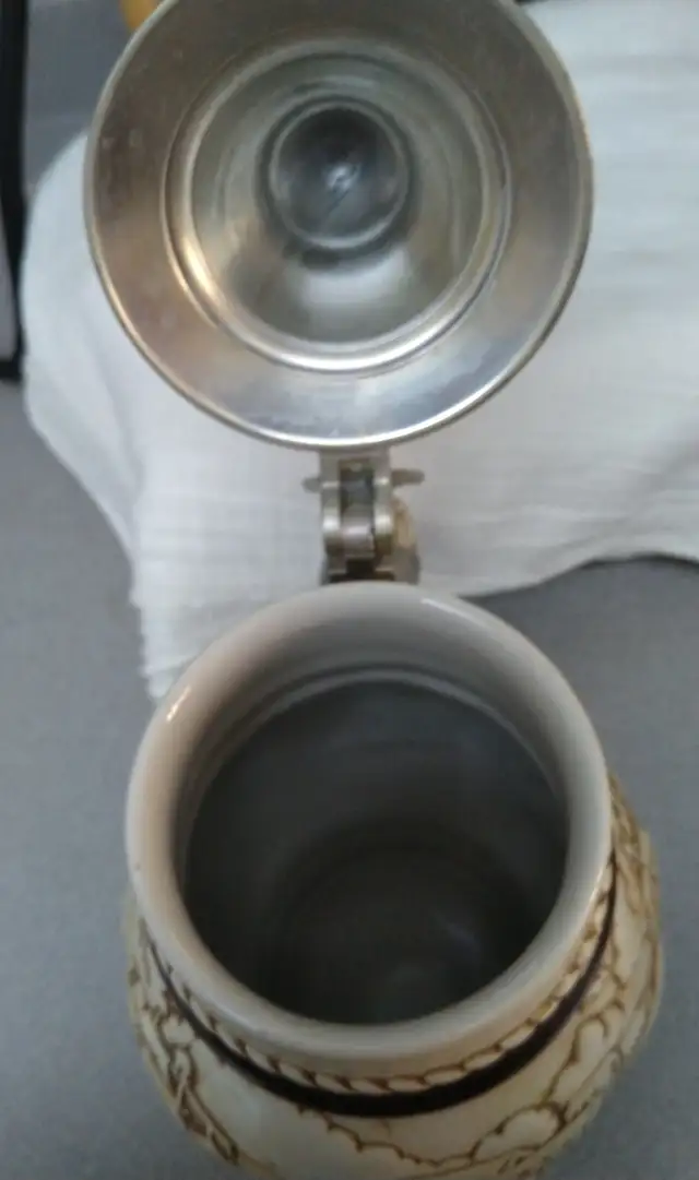 Vintage 1978 Beer Stein lidded Nautical Ship Theme, Avon in Arts & Collectibles in Oakville / Halton Region - Image 5