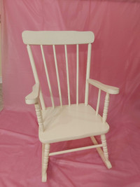 $20 White Childrens/kids wooden rocking chair