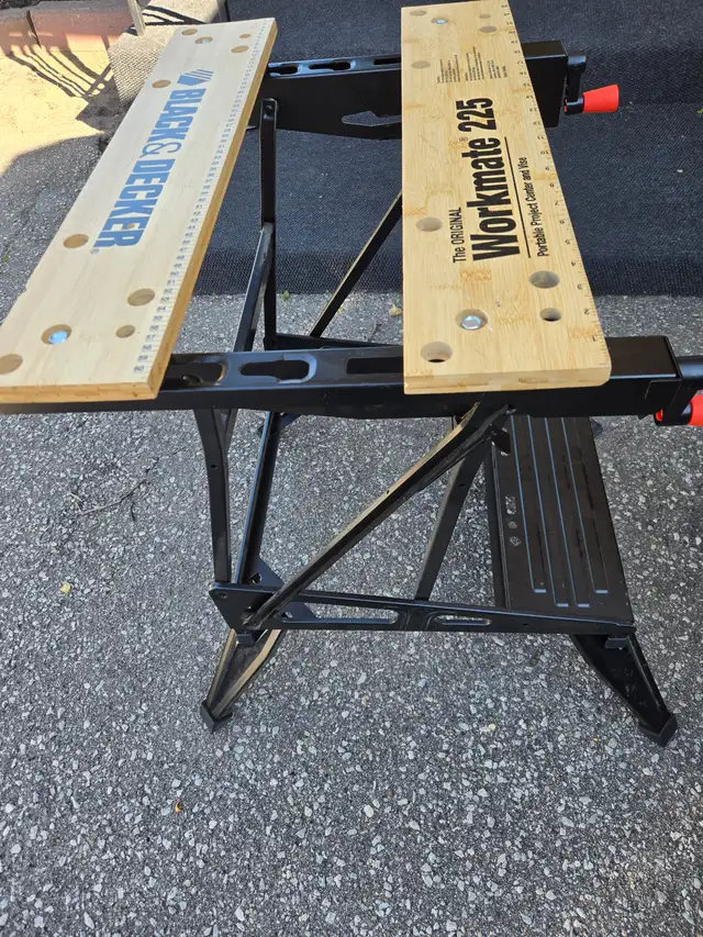 BLACK DECKER Portable Work Bench and Vise in Tool Storage & Benches in City of Toronto - Image 10