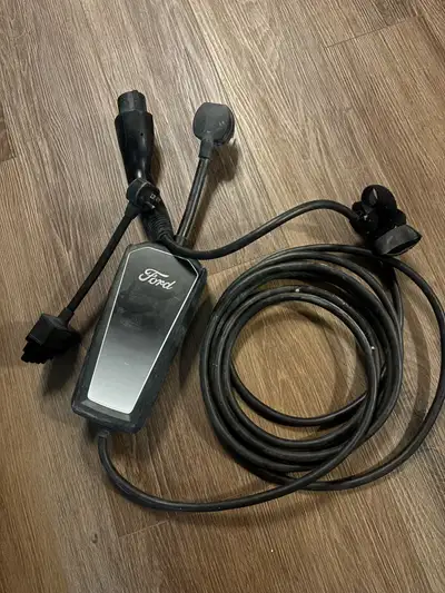 Official Ford Mobile EV Charger. Has both 120V and 240V NEMA 14-50 plugs. Great for charging your el...