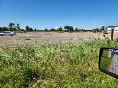 Light Industrial land for rent - Ideal for sewer, paving or concrete contractors. - Also for landsca...