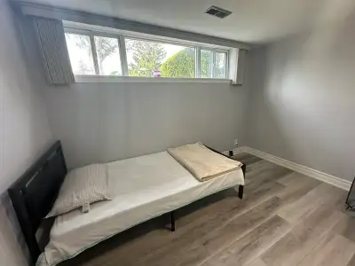 Private Room for Rent for a girl - Available September 1| Avondale, Bramalea One furnished private b...