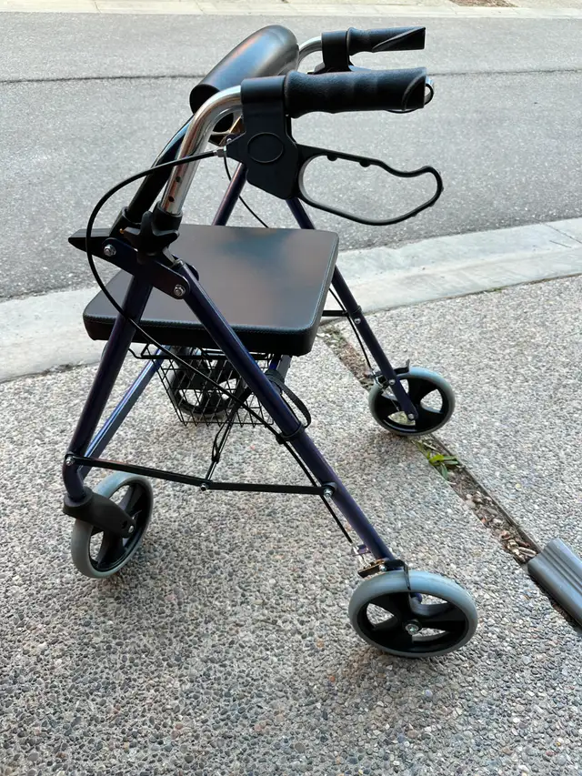 Rollator Walker628632639334411211