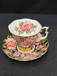 Royal Albert Bone China floral tea cup & saucer  - made in Engla