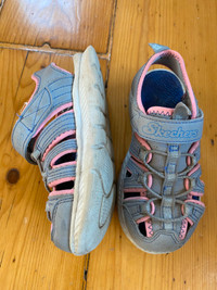 Sandales Skechers pour fille taille 12