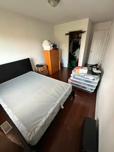 Bed Room Shared Bathroom