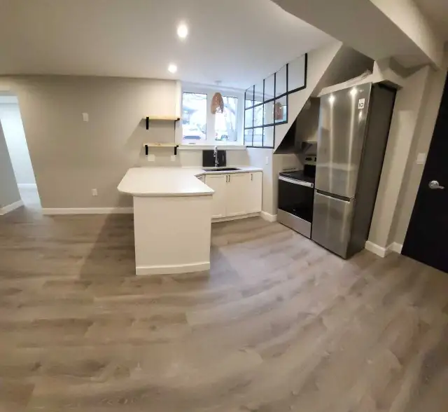 West end one bedroom apartment available May 1st.