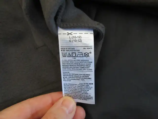 Old Navy Size Youth Large (10/12) "3 in 1" Jacket in Kids & Youth in Edmonton - Image 7
