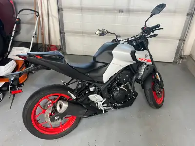 2020 Yamaha MT-03 Bike was used in a motorcycle training course so it was dropped. Has some damage t...