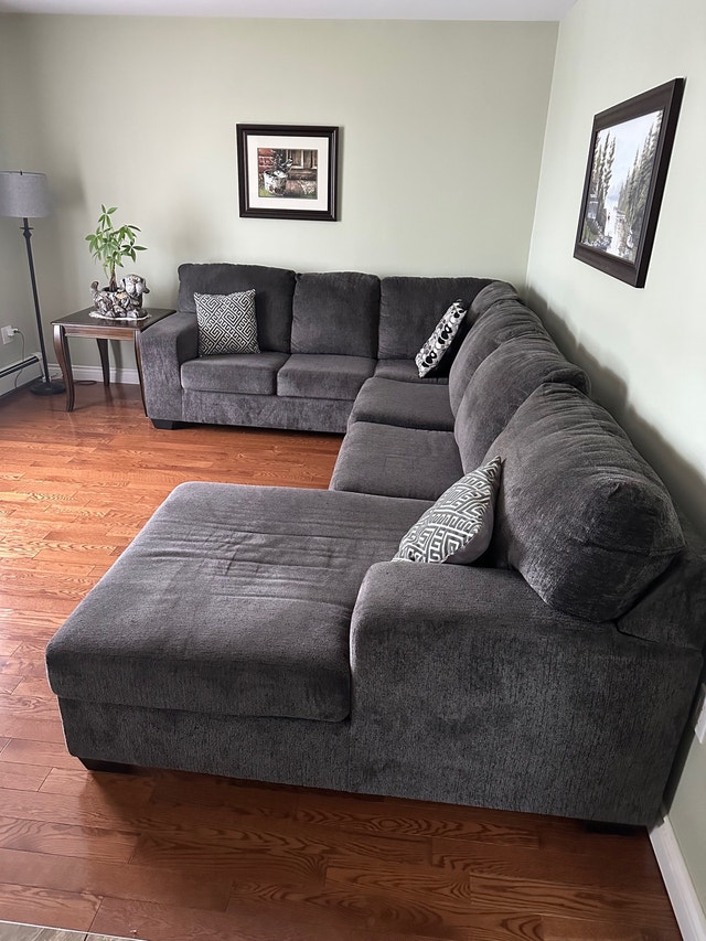 Sectional sofa Couches & Futons Cape Breton Kijiji