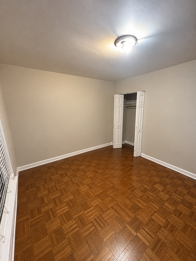 Main Floor Room for Rent – Available Nov 1, 2026 Clean, private room available on the main floor of...