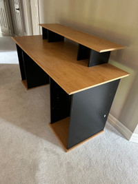 Two level desk 