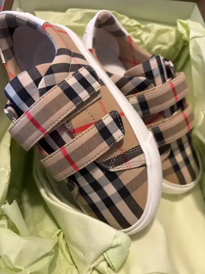 Burberry Shoes USED Size 11.5, View more