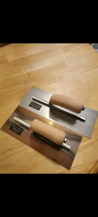 Curry trowels 